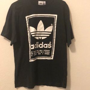 ADIDAS TEE SHIRT LARGE